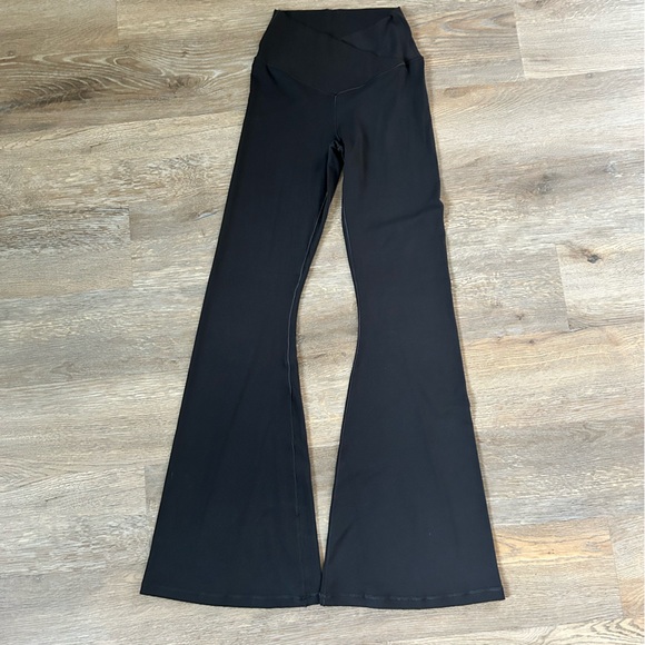 NWOT Offline Flare Leggings - Picture 5 of 6
